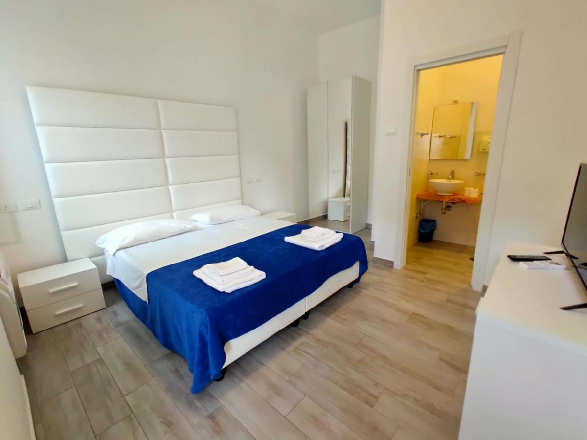 Hotel Artemide Mare Паестум Стая снимка